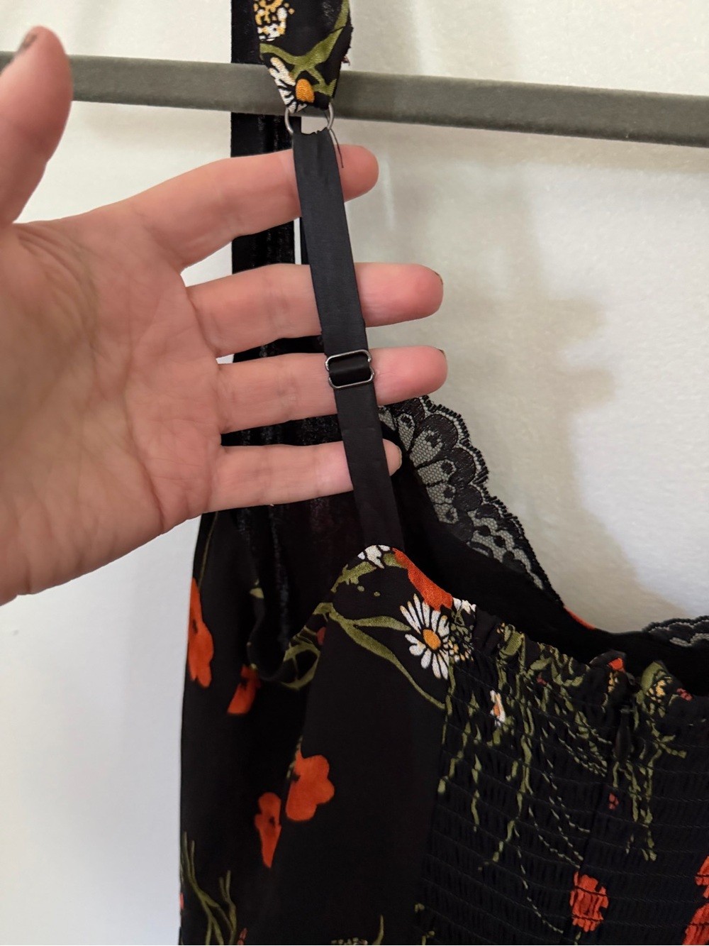 NWT REFORMATION Irisa Floral Trumpet Dress in Robyn Size US 0 lace trim - Picture 5 of 15